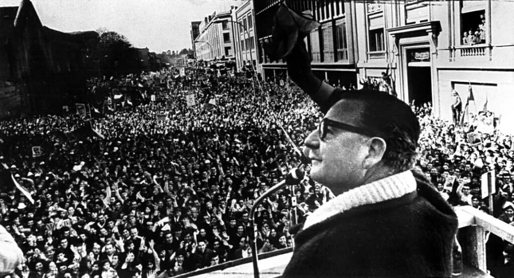 Allende Fue En La Moneda Sudestada Otro Periodismo
